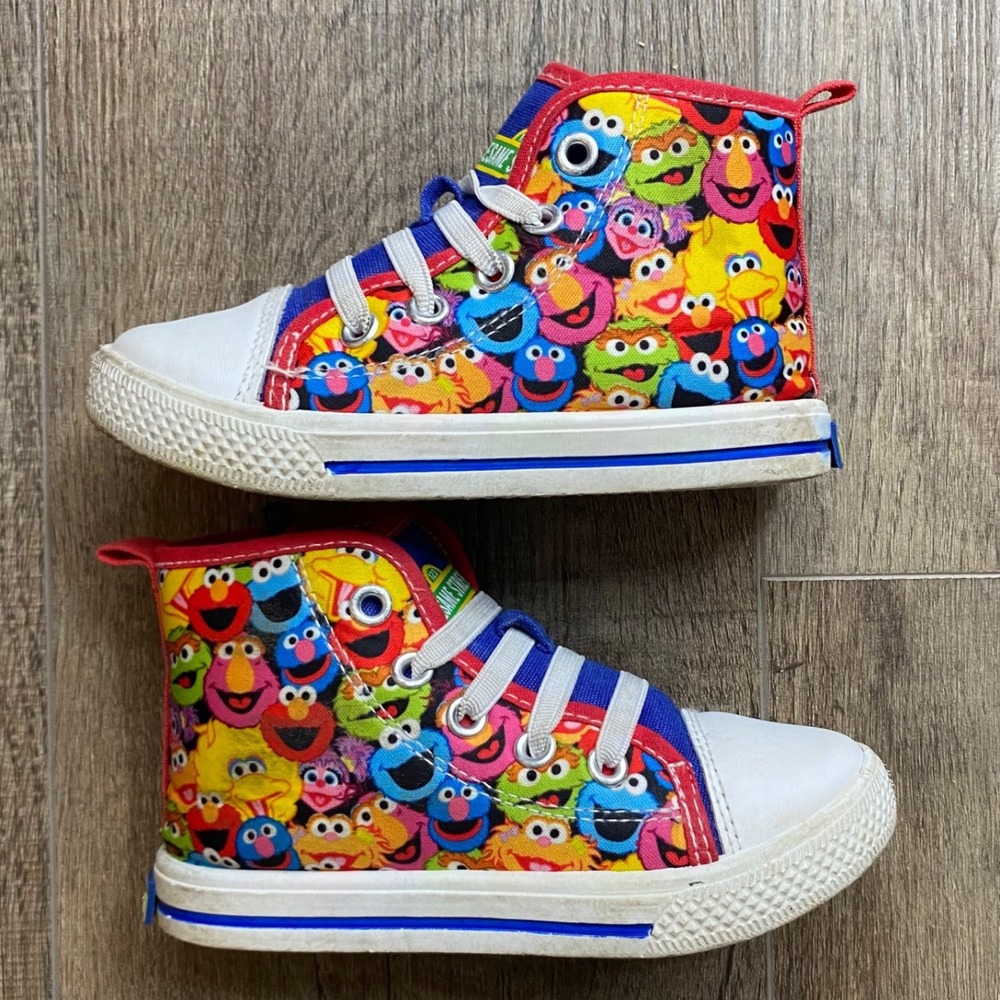 Sesame Street Kids High Top Sneakers Elmo Cookie Monster Character Shoes SIZE 8